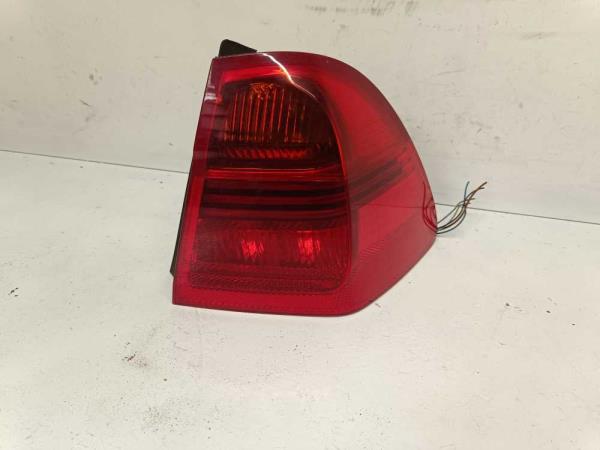 FEU ARRIERE DROIT BMW SERIE 3 E91 BREAK 2004-2008 - Vue 1